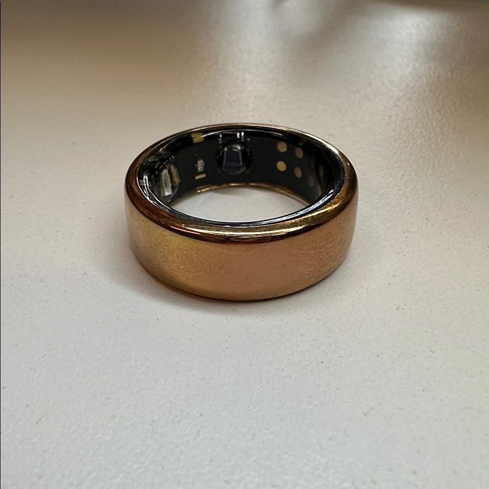 Oura Ring Gen3 Size 8 Smart Wellness Ring in Rose Gold - Fitness & Sleep Tracker - Picture 6 of 7